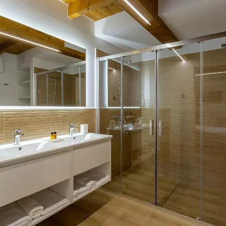 Turistico Caxide Ribeira Sacra * Parada del Sil