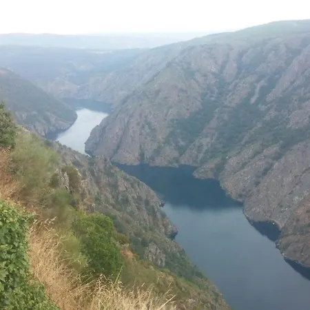 Apartman Turistico Caxide Ribeira Sacra Parada del Sil